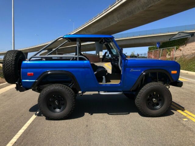 Ford Bronco 1973 image number 3