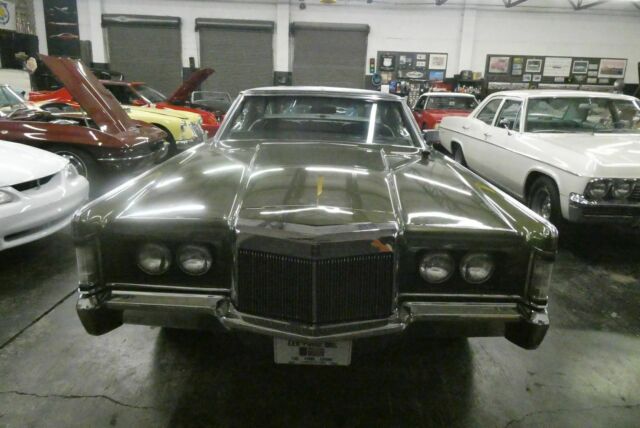 Lincoln Continental 1971 image number 1