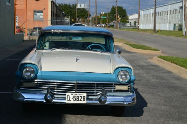 Ford Fairlane 1957 image number 15