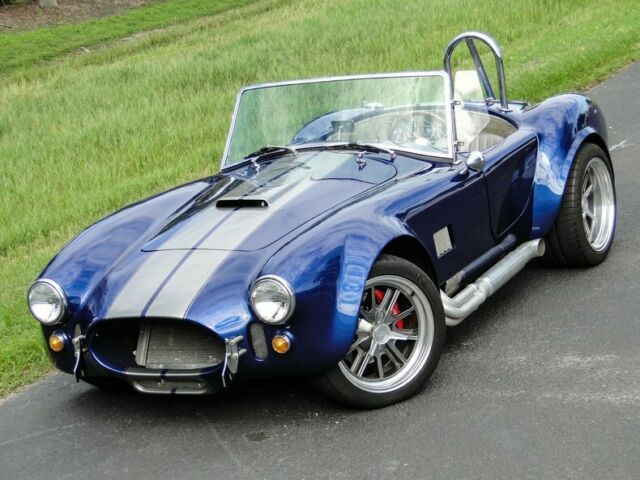 AC Cobra 1967 image number 3