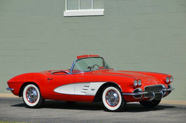 Chevrolet Corvette 1961 image number 13