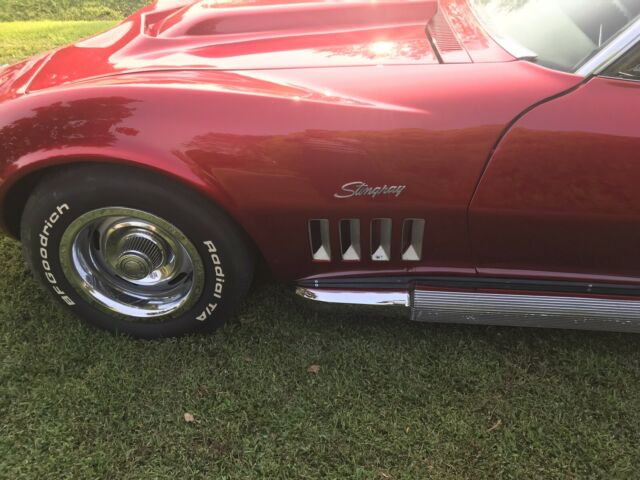 Chevrolet Corvette 1969 image number 24