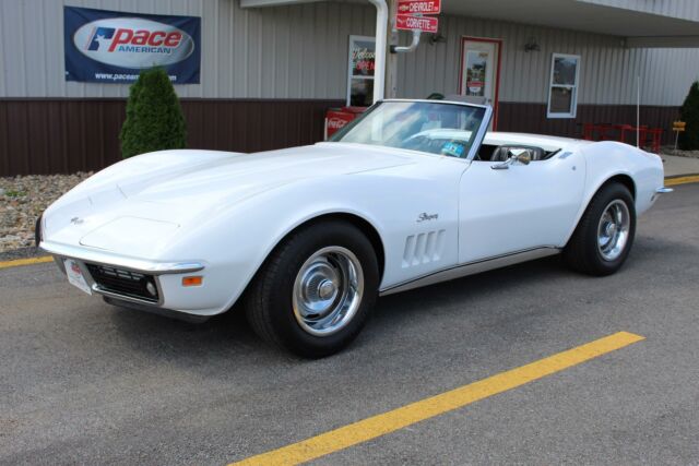 Chevrolet Corvette 1969 image number 2