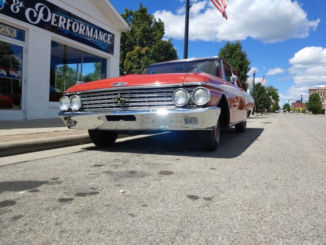 Ford Galaxie 500 1962 image number 31