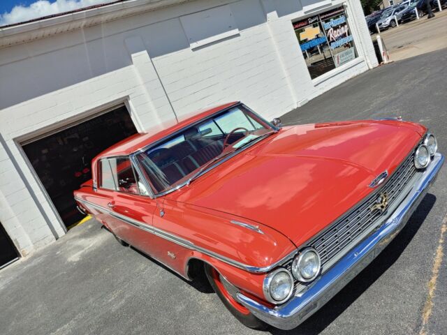 Ford Galaxie 500 1962 image number 44