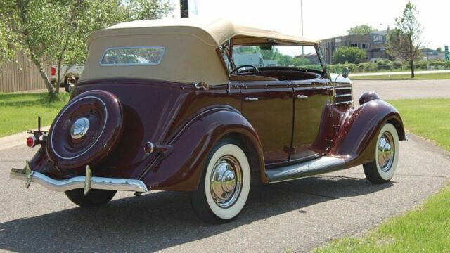 Ford Phaeton 1935 image number 10