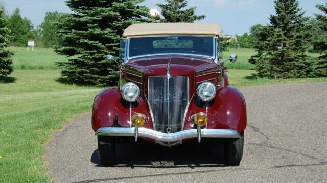 Ford Phaeton 1935 image number 26