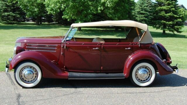 Ford Phaeton 1935 image number 28