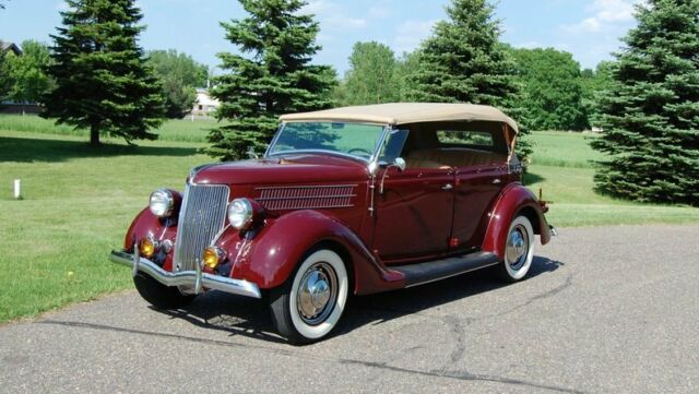 Ford Phaeton 1935 image number 30