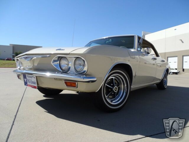 Chevrolet Corvair 1965 image number 23