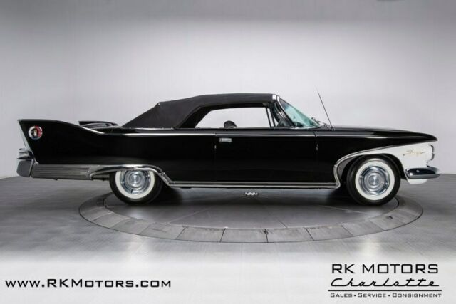 Plymouth Fury 1960 image number 13