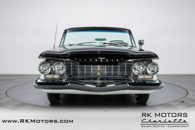 Plymouth Fury 1960 image number 17