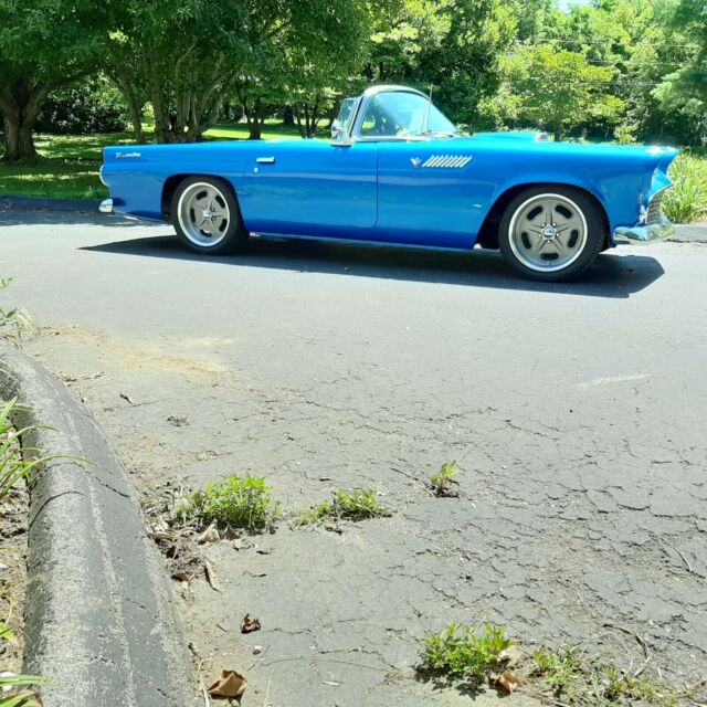 Ford Thunderbird 1955 image number 2