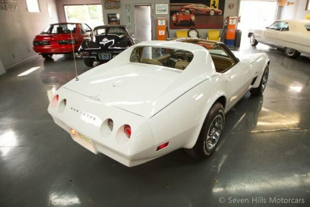 Chevrolet Corvette 1974 image number 22