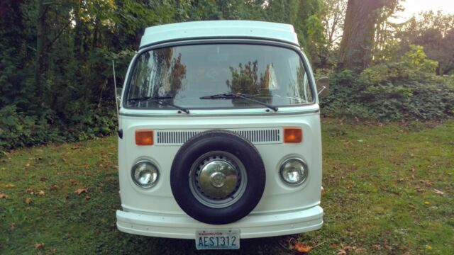 Volkswagen Bus/Vanagon 1974 image number 1