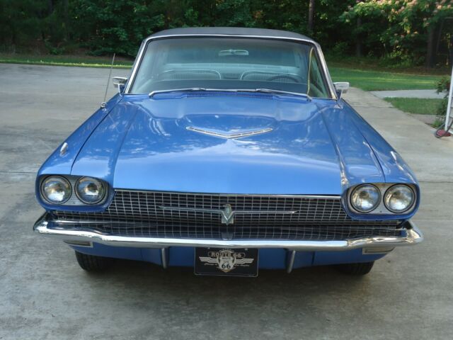 Ford Thunderbird 1966 image number 28