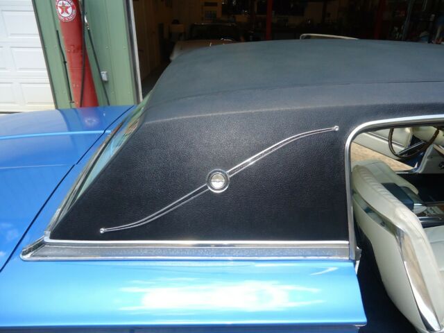 Ford Thunderbird 1966 image number 31