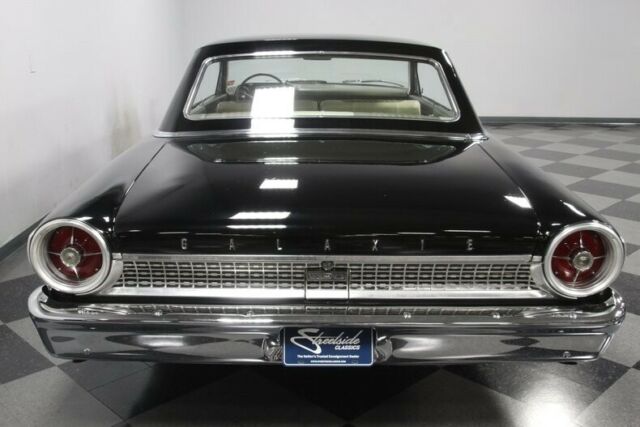 Ford Galaxie 1963 image number 11