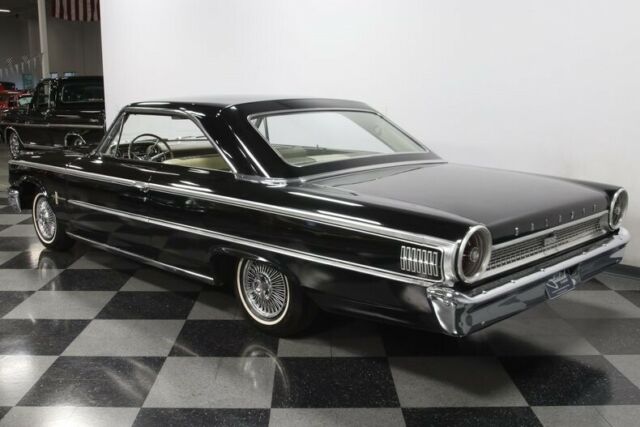 Ford Galaxie 1963 image number 33