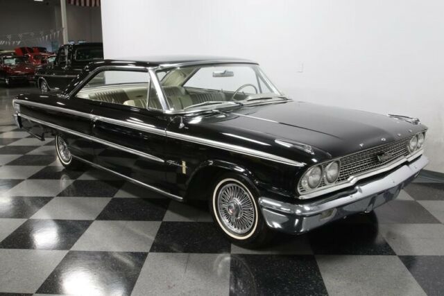 Ford Galaxie 1963 image number 41