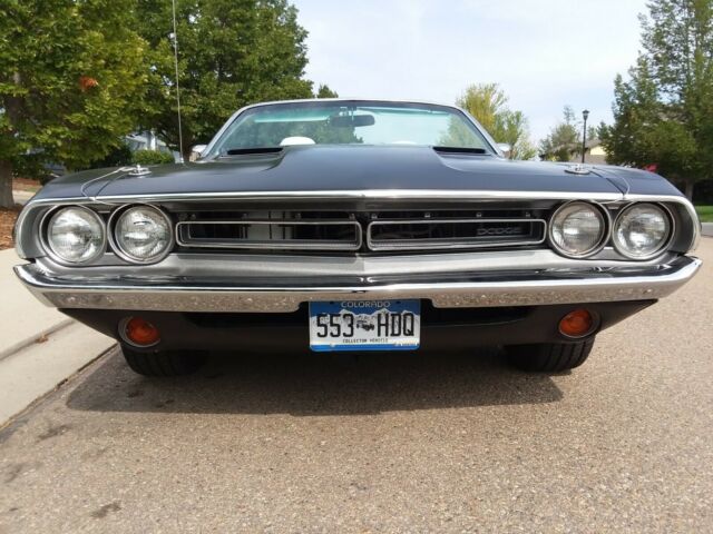 Dodge Challenger 1971 image number 29