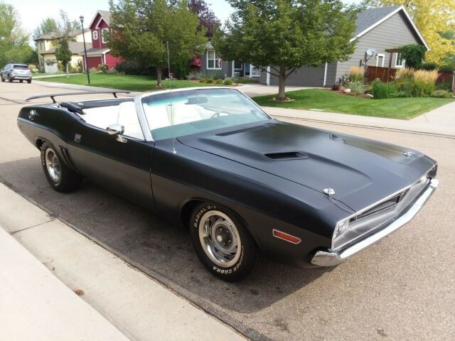 Dodge Challenger 1971 image number 31