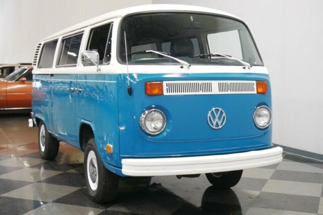 Volkswagen Bus/Vanagon 1979 image number 18