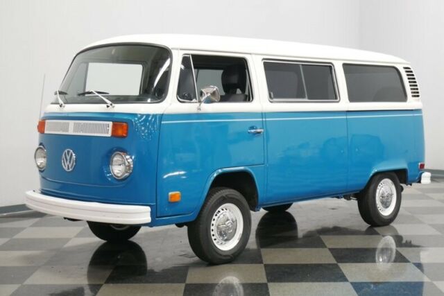 Volkswagen Bus/Vanagon 1979 image number 29