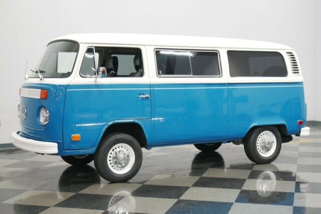 Volkswagen Bus/Vanagon 1979 image number 30