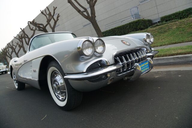 Chevrolet Corvette 283/270HP 2x4V V8 Convertible 1959 image number 32