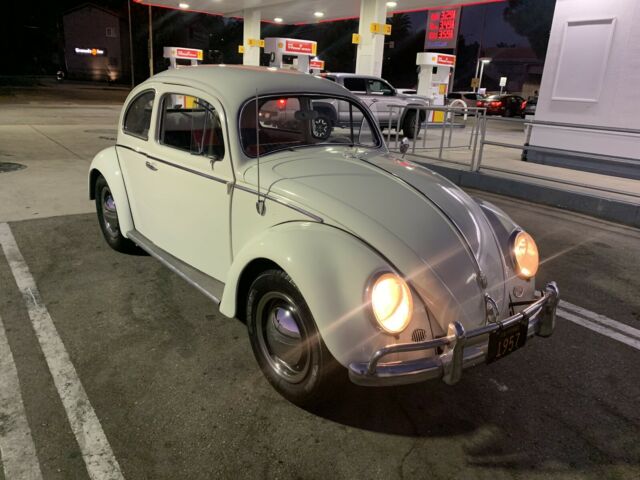 Volkswagen Beetle 1957 image number 15