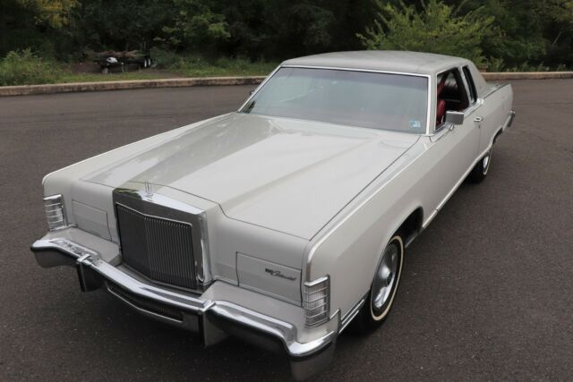 Lincoln Continental 1979 image number 22