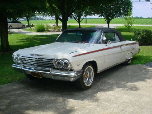 Chevrolet Impala 1962 image number 12