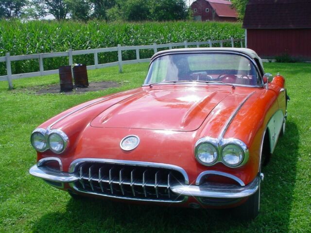 Chevrolet Corvette 1960 image number 1