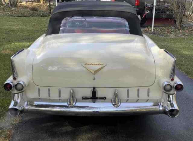 Cadillac Eldorado Convertible 1955 image number 20