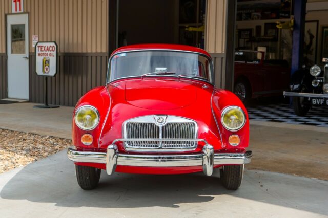 MG MGA Fixed Head Coupe 1962 image number 1