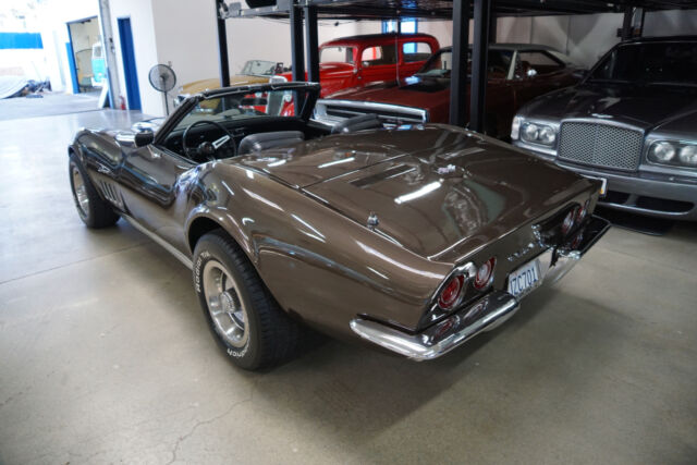 Chevrolet Corvette 427/390HP V8 Convertible 1969 image number 17