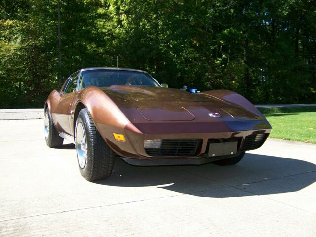 Chevrolet Corvette 1974 image number 1