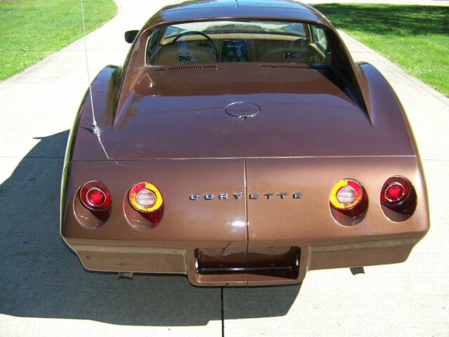 Chevrolet Corvette 1974 image number 27