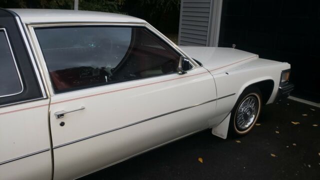 Cadillac DeVille Coupe 1979 image number 33