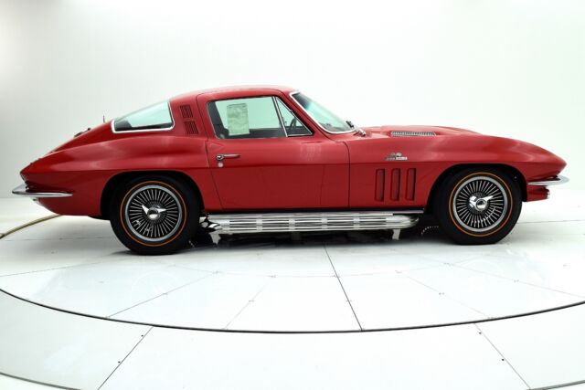 Chevrolet Corvette 1965 image number 18