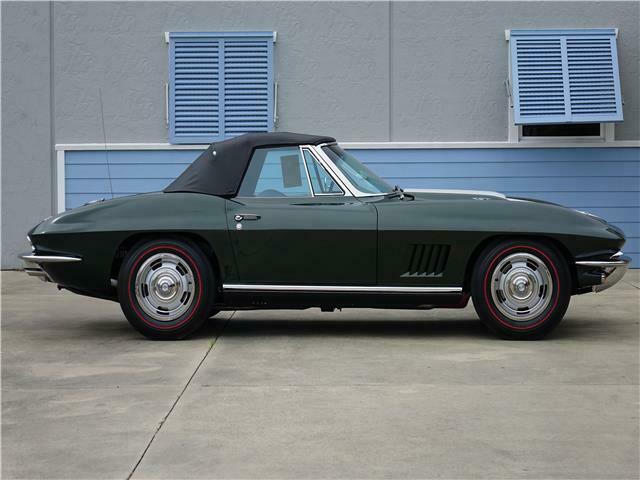 Chevrolet Corvette 1963 image number 29