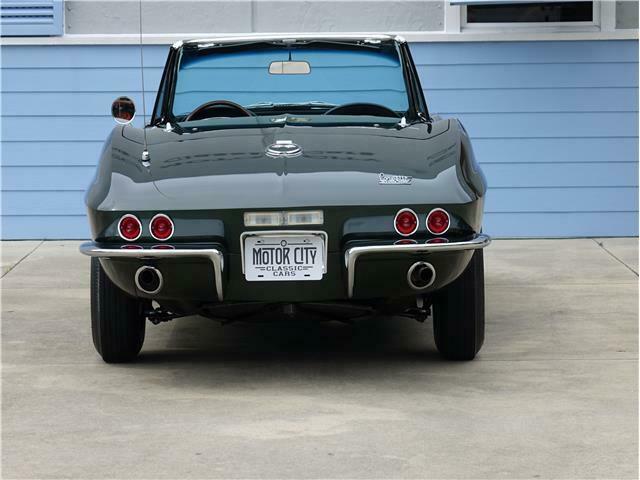 Chevrolet Corvette 1963 image number 8