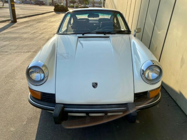 Porsche 911 1973 image number 2