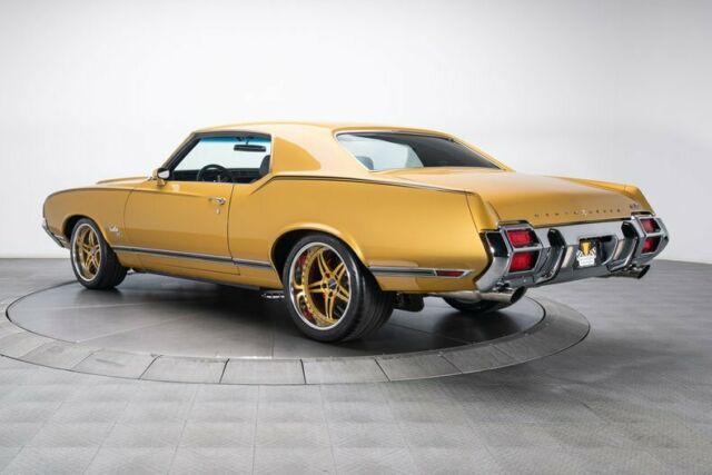 Oldsmobile Cutlass 1971 image number 10