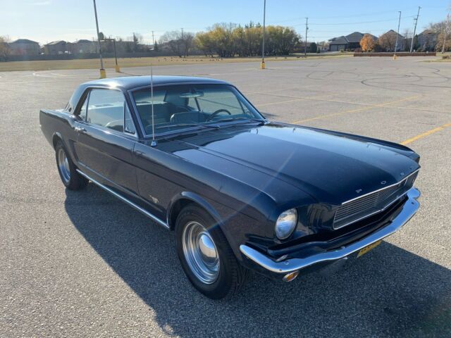 Ford Mustang 1965 image number 3