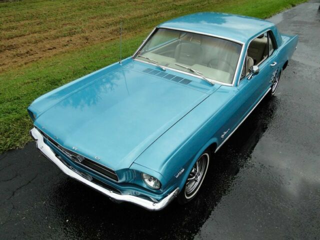 Ford Mustang 1966 image number 17