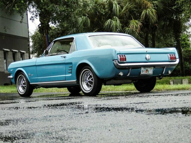 Ford Mustang 1966 image number 31