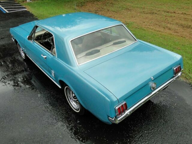 Ford Mustang 1966 image number 43