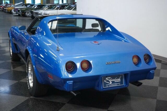 Chevrolet Corvette 1976 image number 34